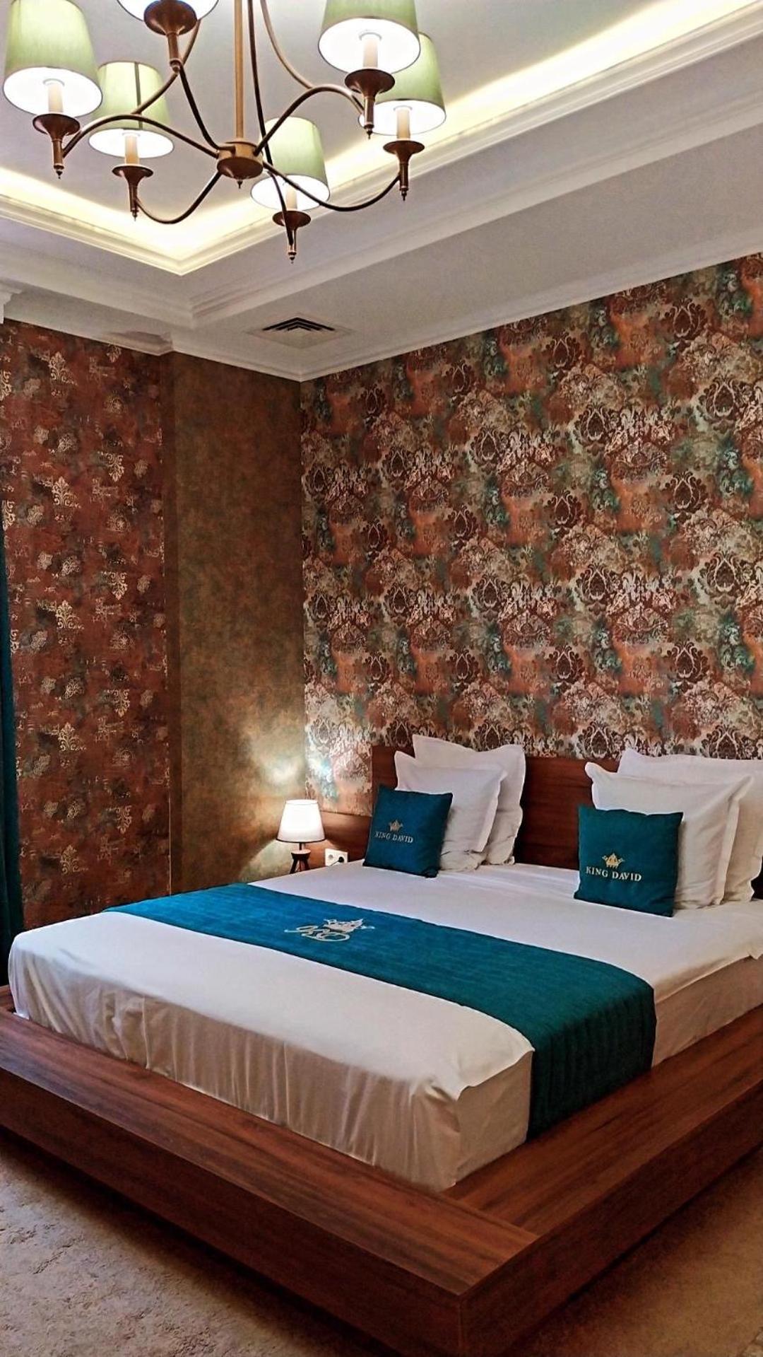 Hotel King David The Builder Кутаїсі Екстер'єр фото
