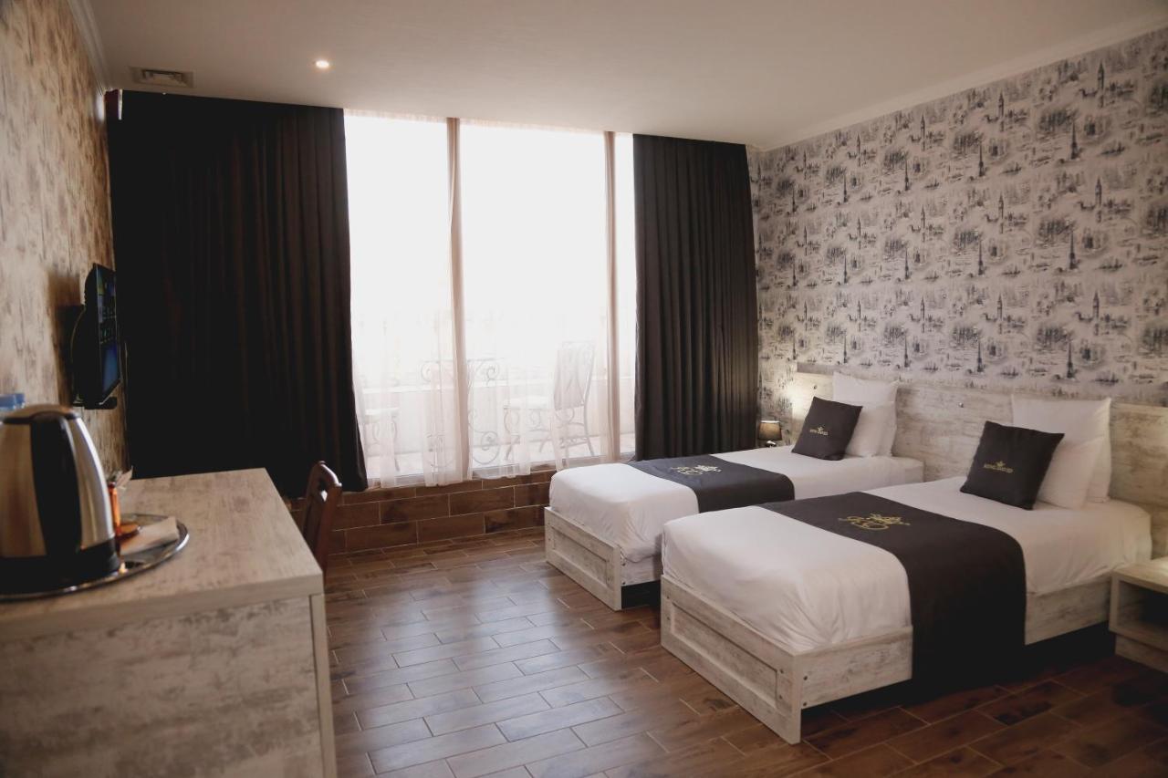 Hotel King David The Builder Кутаїсі Екстер'єр фото